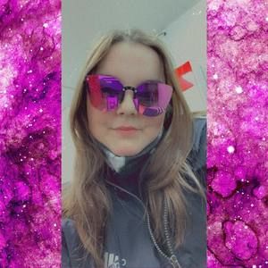 Meet your Posher, Laurence